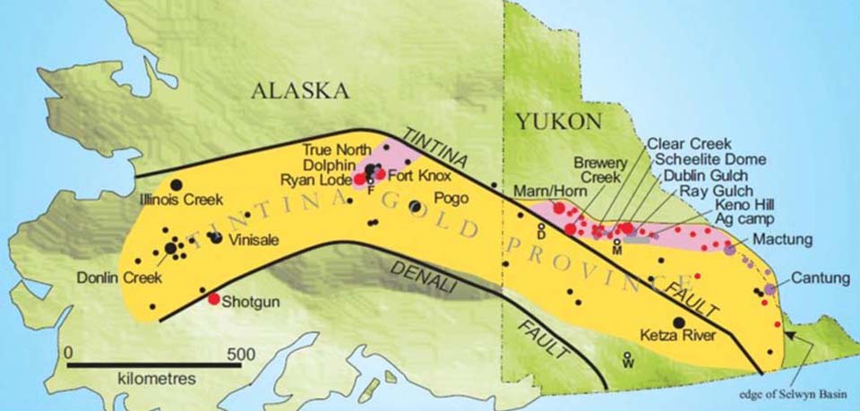 Mappa della Tintina Gold Province (in giallo) e della Tombstone Belt (in rosa) in Alaska